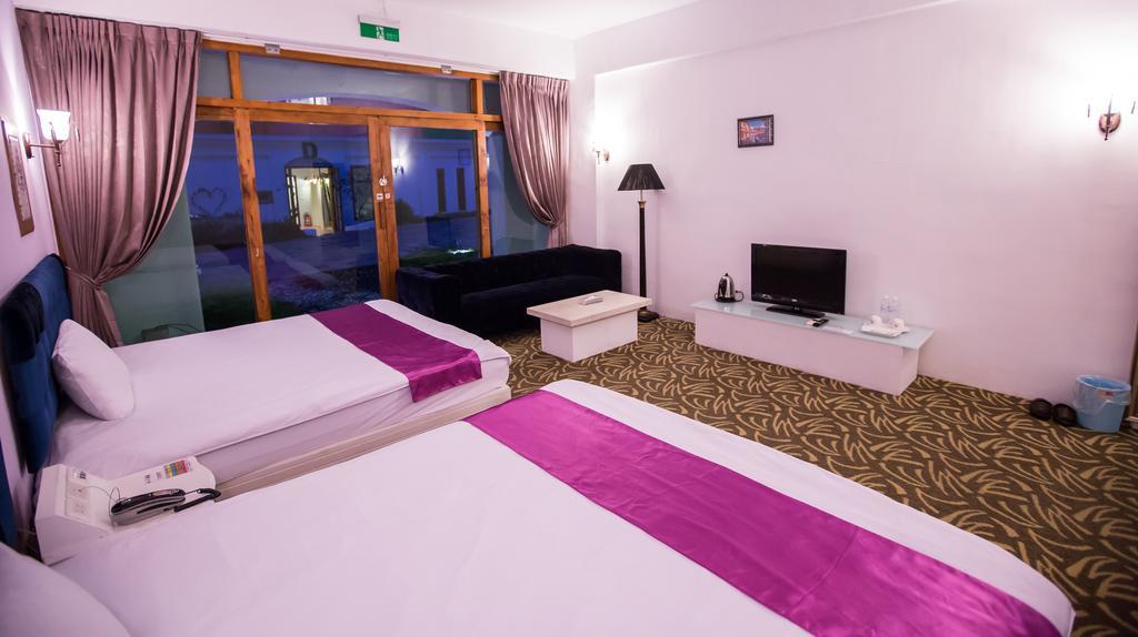 Rainbowtown Hotel Hualien Szoba fotó